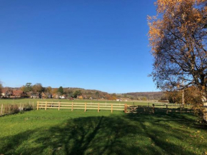 Fabulous Farm House in Skirmett